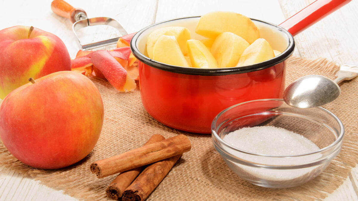Готовим компот из груш и яблок: эти хитрости сделают вкус пикантным и необычным