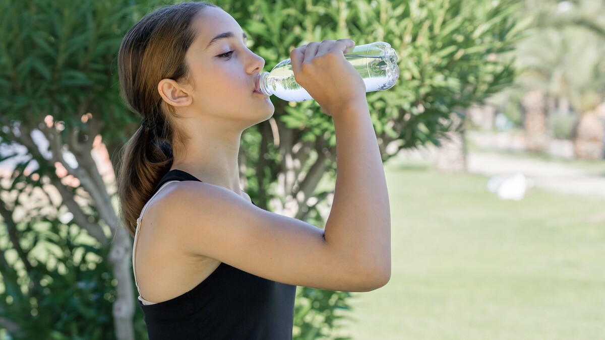 Сколько на самом деле нужно пить воды: доктор Мясников удивил ответом