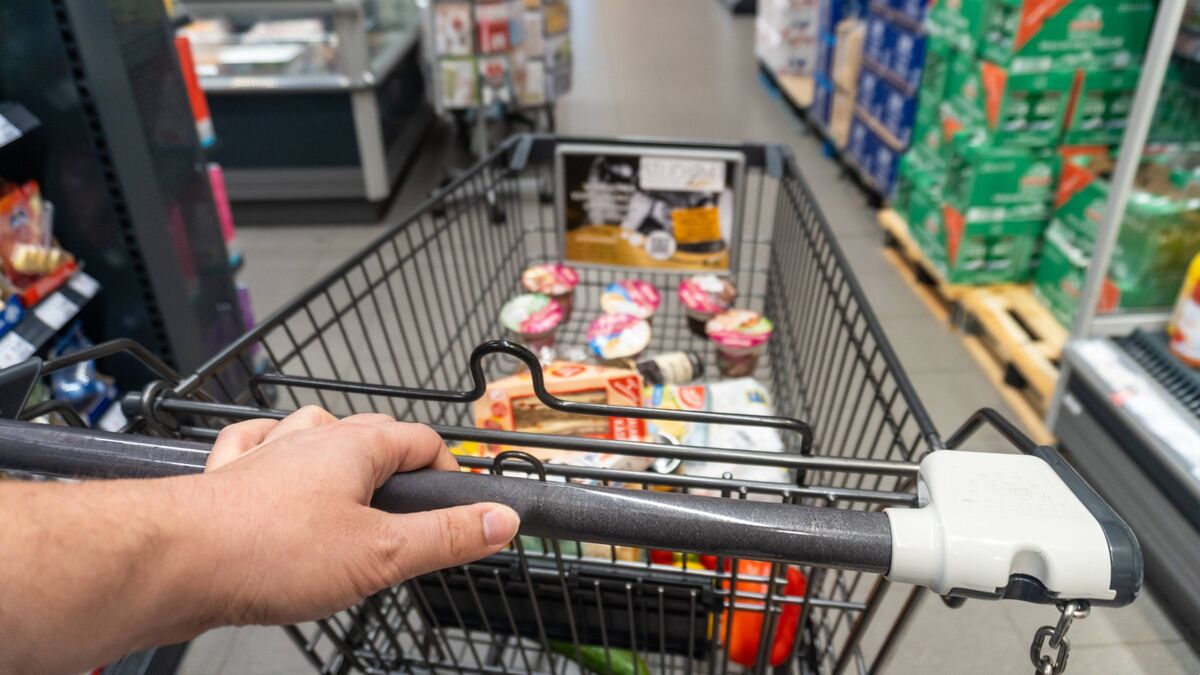 Работники супермаркетов воротят нос от этих продуктов: ни за что не купят себе домой
