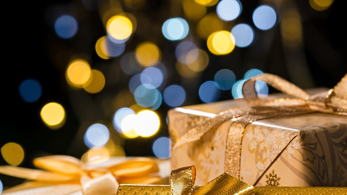 Как выбрать шампанское на Новый год и избежать подделок: 3 лайфхака от эксперта