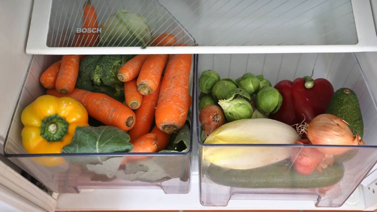 У опытных хозяек овощи лежат в холодильнике месяцами: знают главное правило