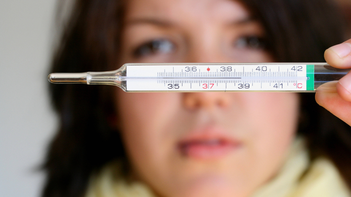 Ковид все только усугубляет: россиян предупредили о мутациях гриппа