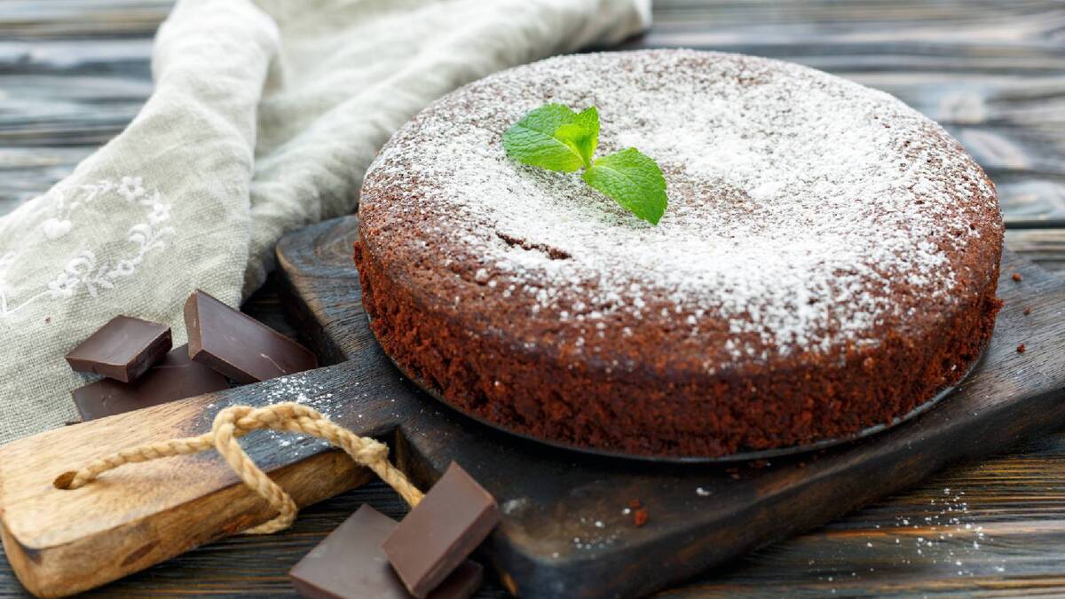 Испеките ароматный и пышный пирог из любого варенья: вкуснее магазинных сладостей  