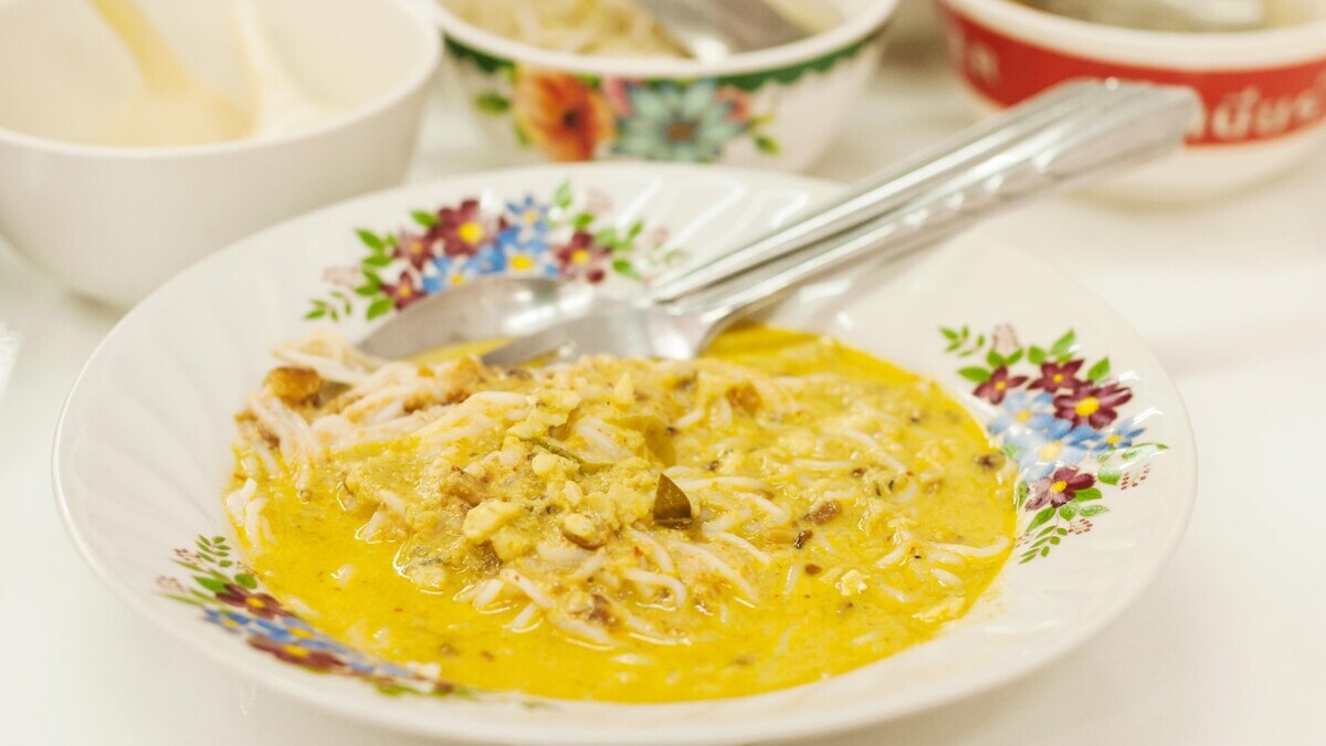 Суп станет золотистым и ароматным: кулинарная хитрость от опытных хозяек