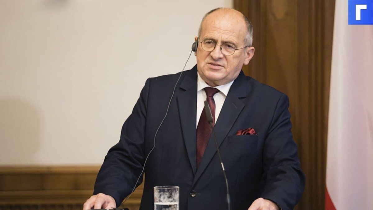 Глава МИД Польши отправляется со срочным визитом в Киев из-за ситуации на границах Украины Глава МИД Польши отправляется со срочным визитом в Киев из-за ситуации на границах Украины