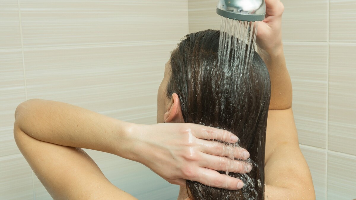 Пора прекращать: неправильное мытье головы вредит волосам