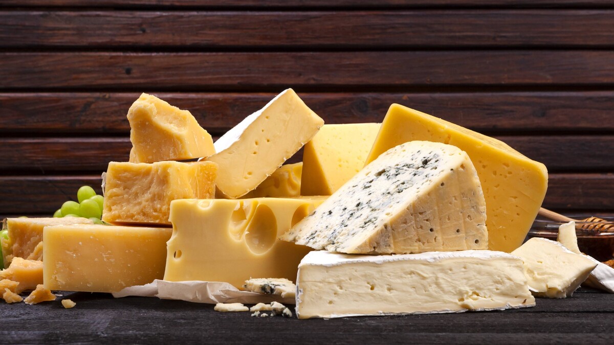 Как выбрать сыр, чтобы он плавился и тянулся: необязательно переплачивать