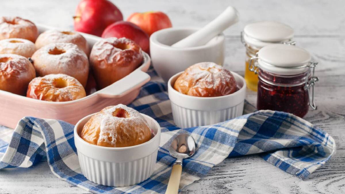 Вкусная смесь превратит печеные яблоки в кулинарный шедевр: их сметут со стола