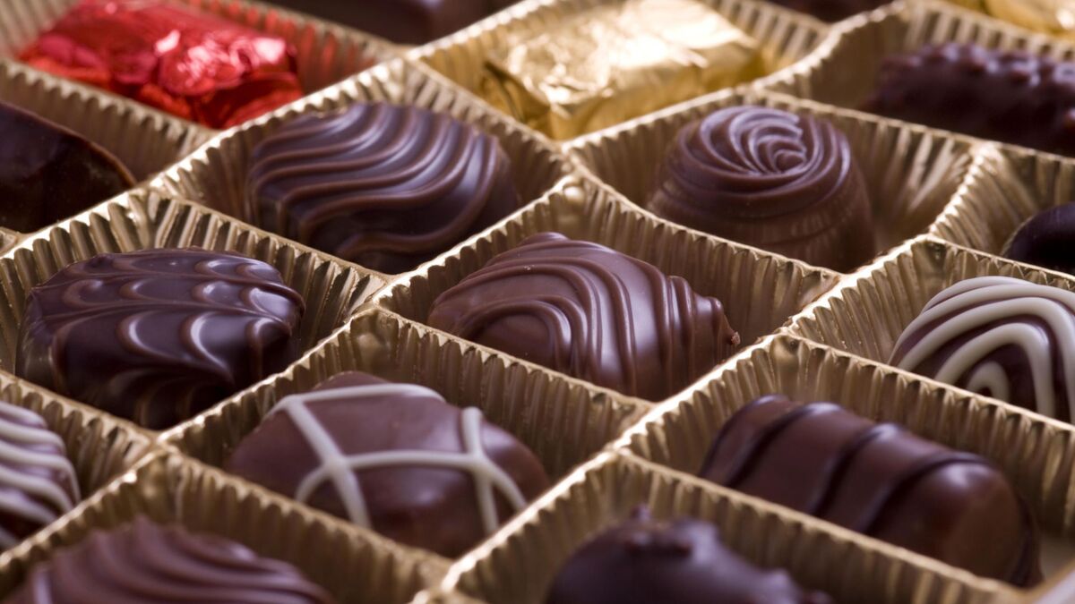 Можно ли есть шоколад с белым налетом: ответ доктора медицинских наук удивит каждого