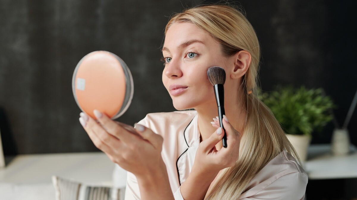 Разбитую пудру можно еще спасти: вот что ее «реанимирует»