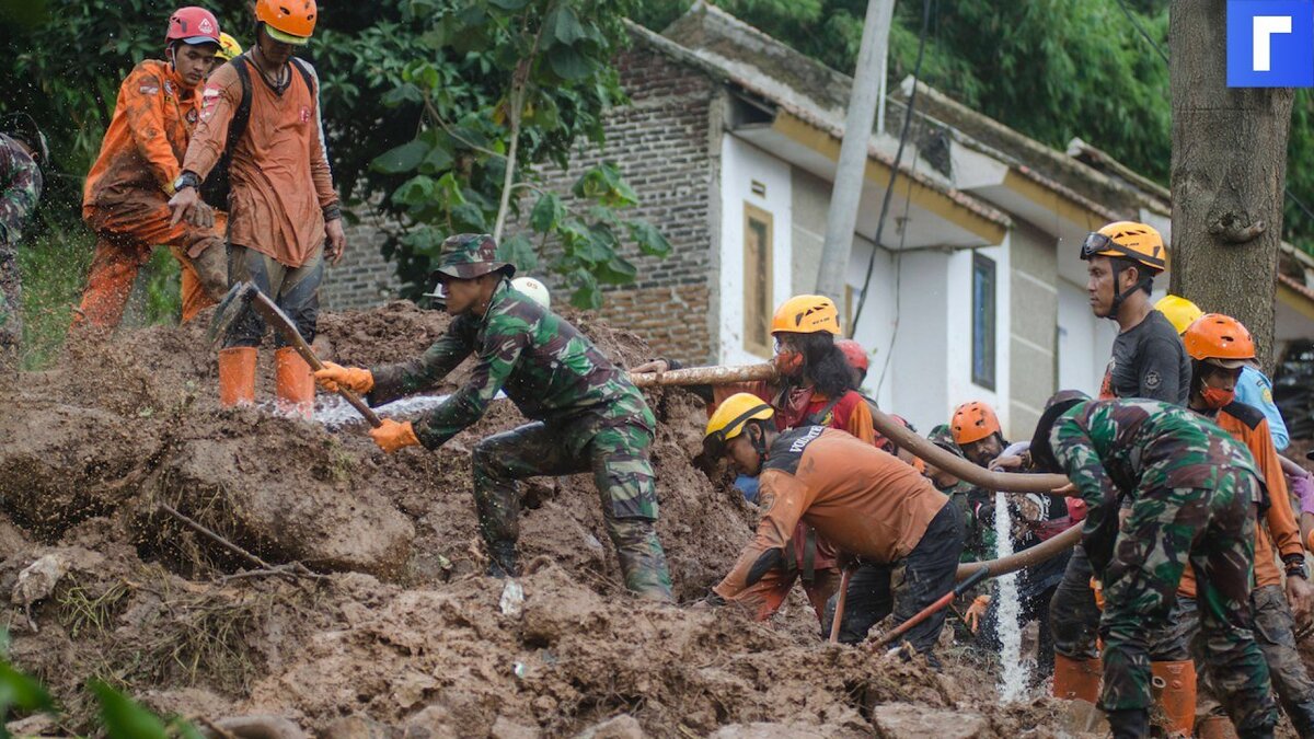 34 человека погибли при землетрясении в Индонезии