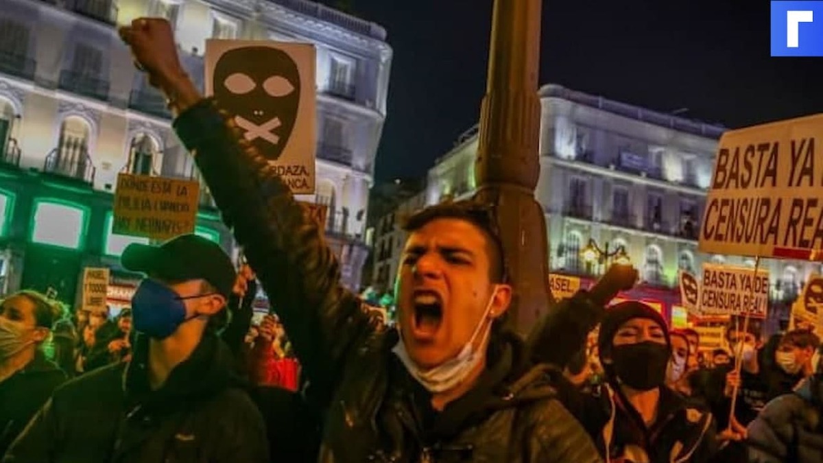 В ходе беспорядков в Испании пострадали более 60 человек