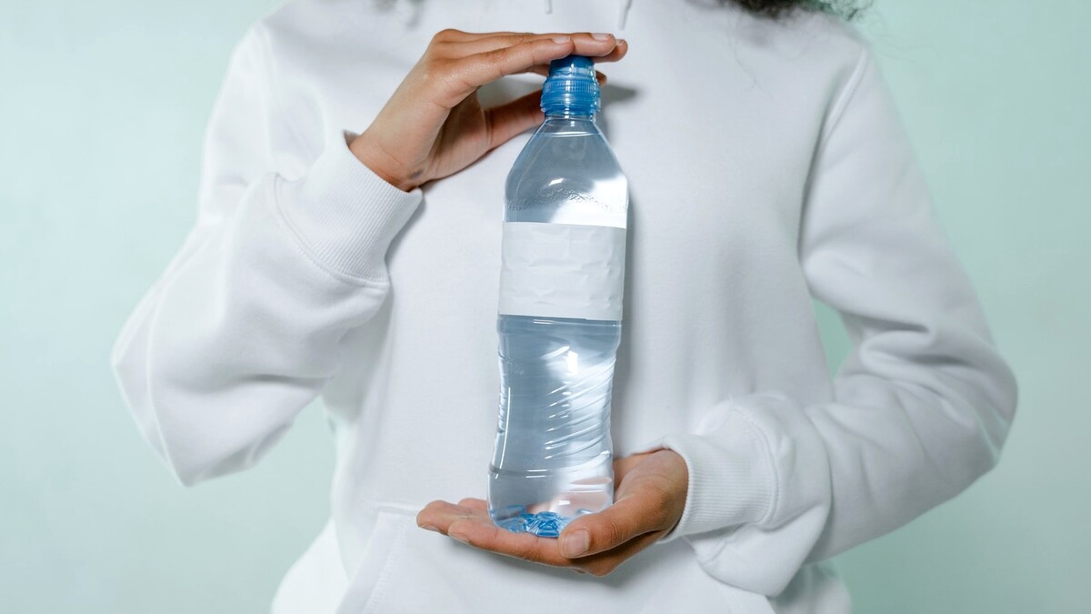«Сразу полегчает»: как бутылка поможет при тепловом ударе