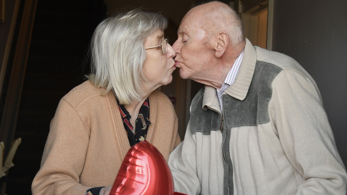 «Безусловно, босс»: пенсионер выдал неожиданный секрет 70-летнего счастливого брака
