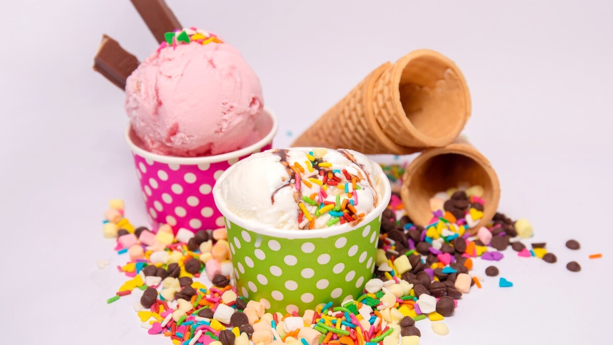 «Безвредное мороженое»: Мясников отметил день всеми любимого лакомства