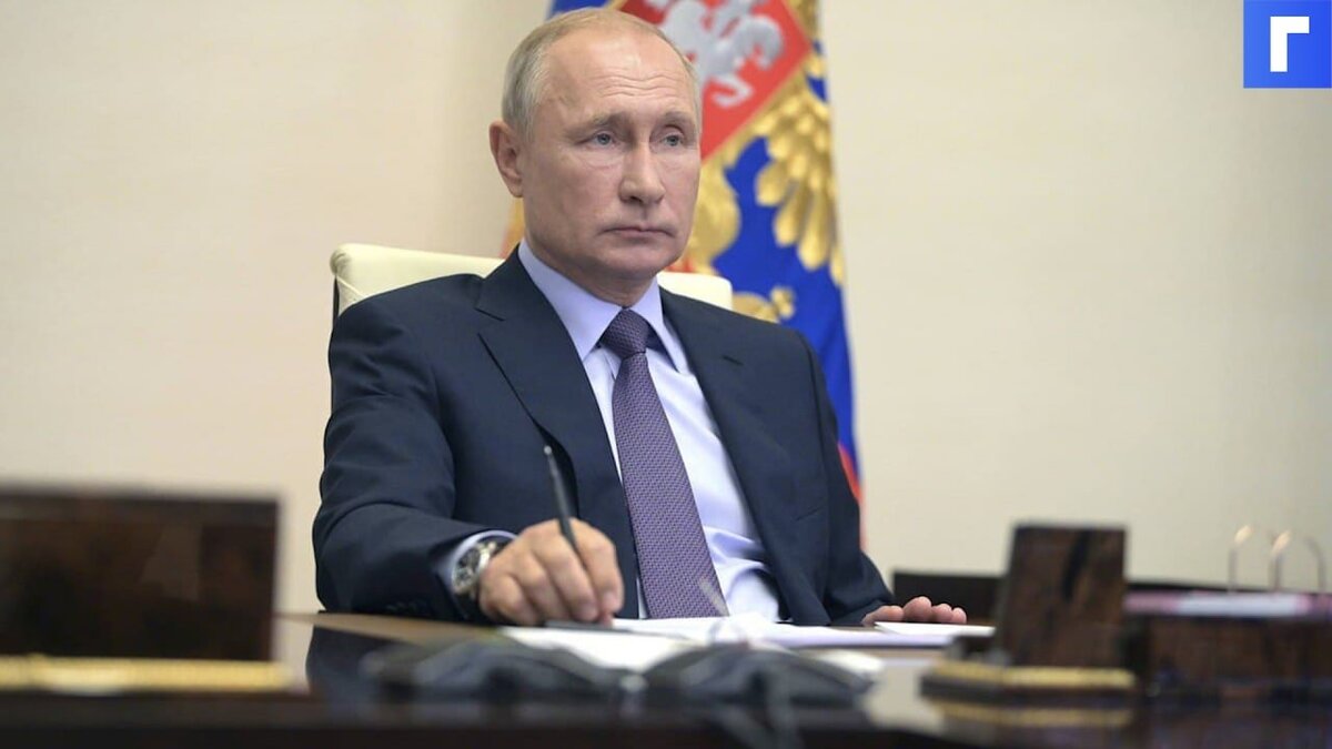 «Не стесняйся этих слез»: Путин успокоил расплакавшегося на презентации школьника