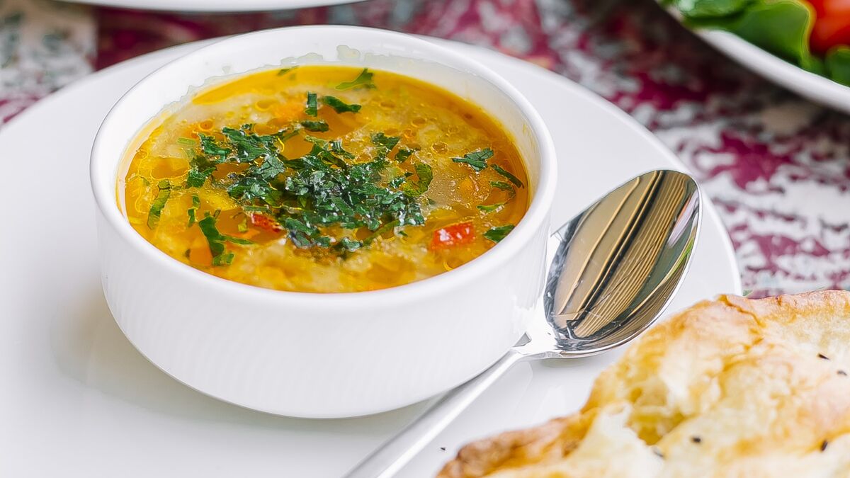 Этот продукт нельзя добавлять в свежеприготовленный суп: испортится даже в холодильнике