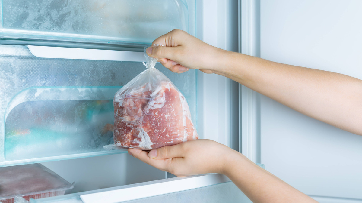 Купленное мясо пролежит в морозилке хоть год: соблюсти нужно лишь одно условие
