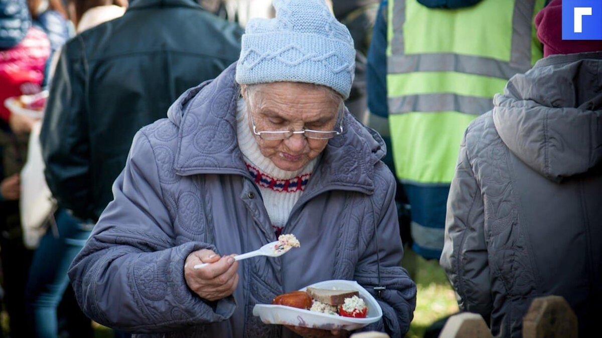 Росстат зафиксировал снижение уровня бедности в России