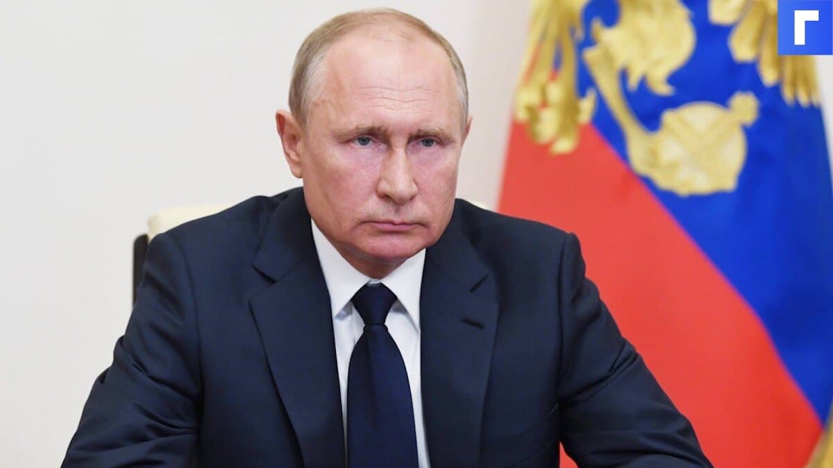 Путин рекомендовал защитить от взыскания по долгам минимальный доход граждан