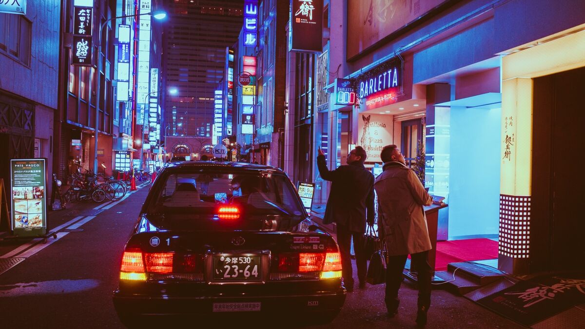 У японских улиц есть одна особенность: иностранцев она сильно удивляет