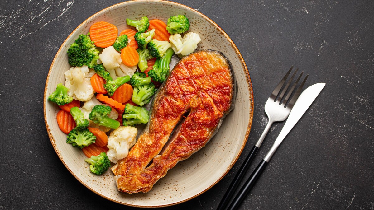Даже дешевая рыба выйдет на вкус не хуже форели: секрет в этом соусе Даже дешевая рыба выйдет на вкус не хуже форели: секрет в этом соусе