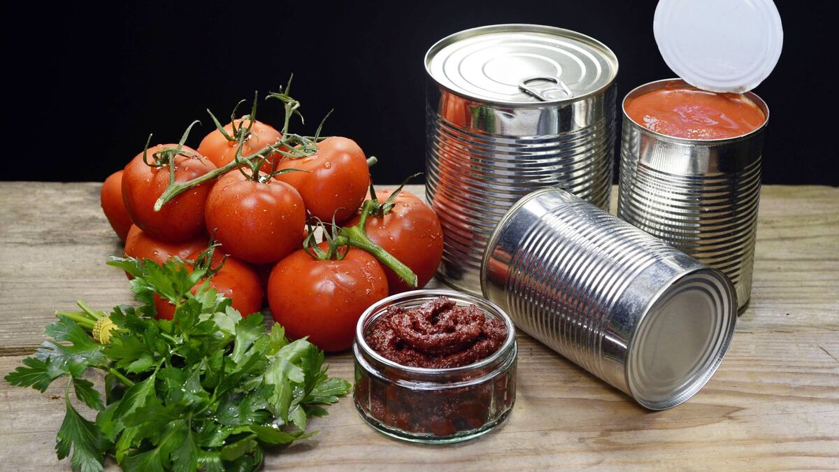 Содержат крахмал и нитраты: в Роскачестве назвали худшие марки томатной пасты