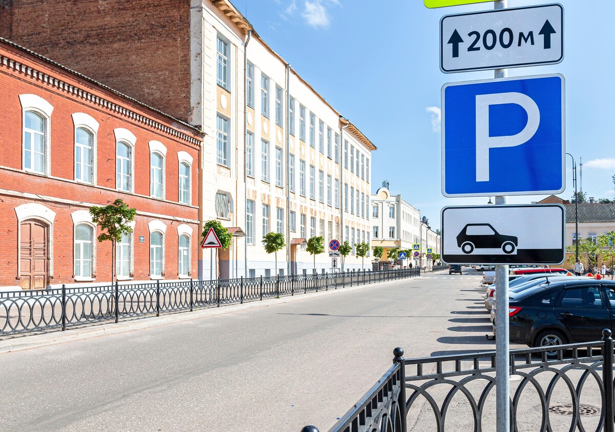 Транспортная реформа опустошит кошельки петербуржцев: Смольный готовится повысить цены на парковку