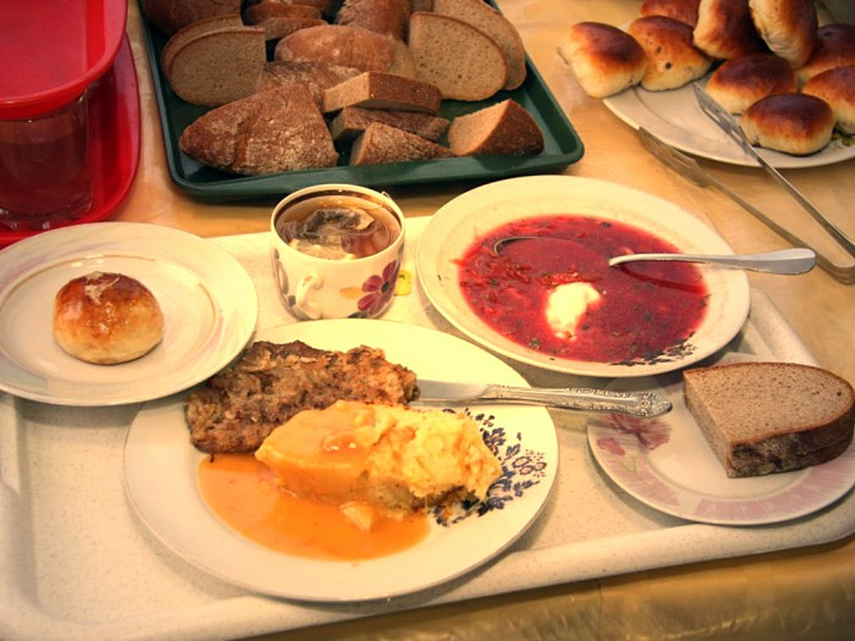 ОНФ назвал три основных проблемы при организации питания в школах России
