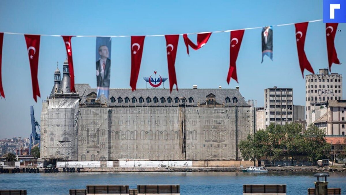 Ростуризм допустил открытие турецких курортов в июле