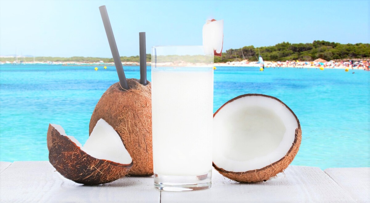 Зря верите рекламе: производители старательно скрывают эту правду о кокосовом молоке