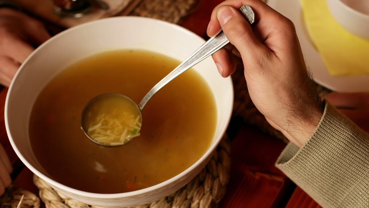Удивите всех своими манерами: ешьте суп согласно этим правилам этикета