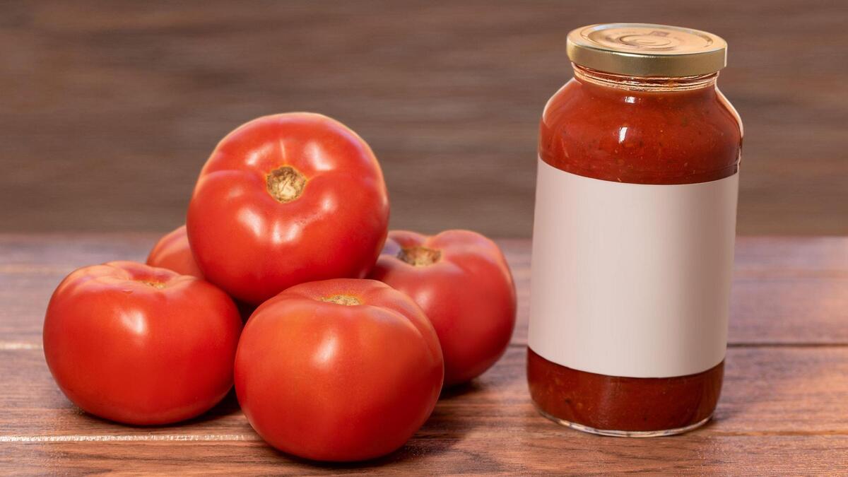 Сделайте так, и томатная паста никогда не заплесневеет: понадобится один ингредиент 