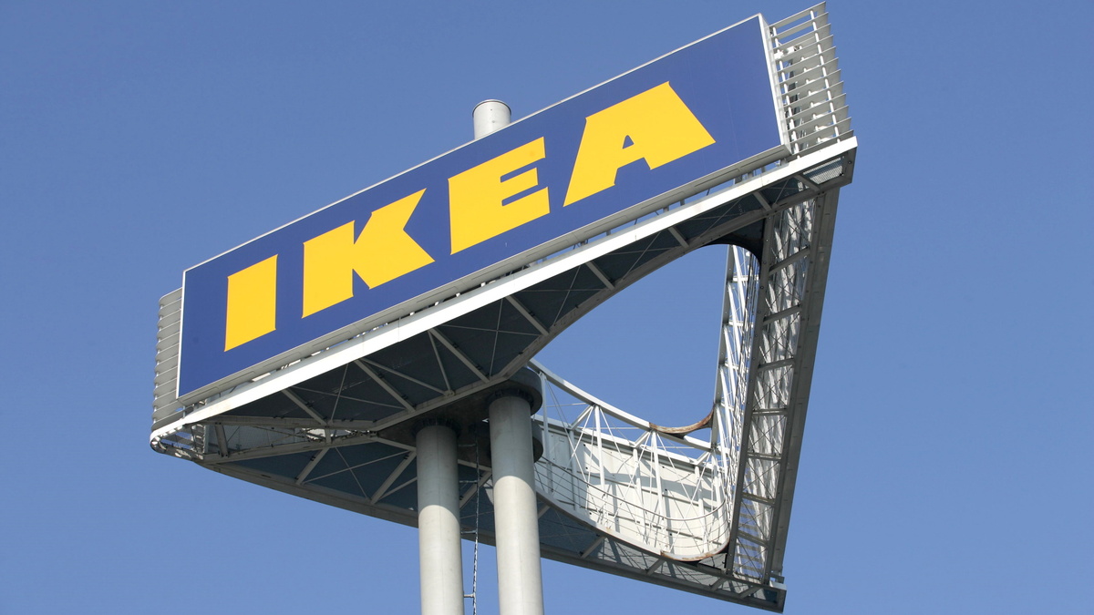Товары из IKEA можно приобрести в России, но не в магазине