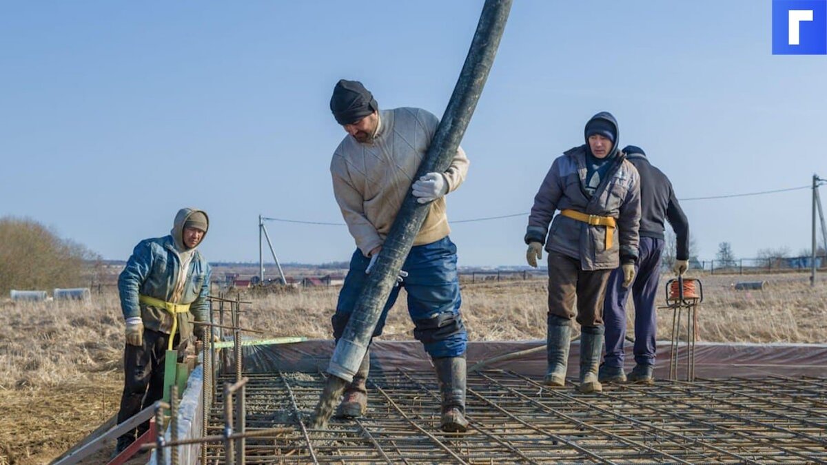 Глава Минюста поддержал идею заменить трудовых мигрантов заключенными