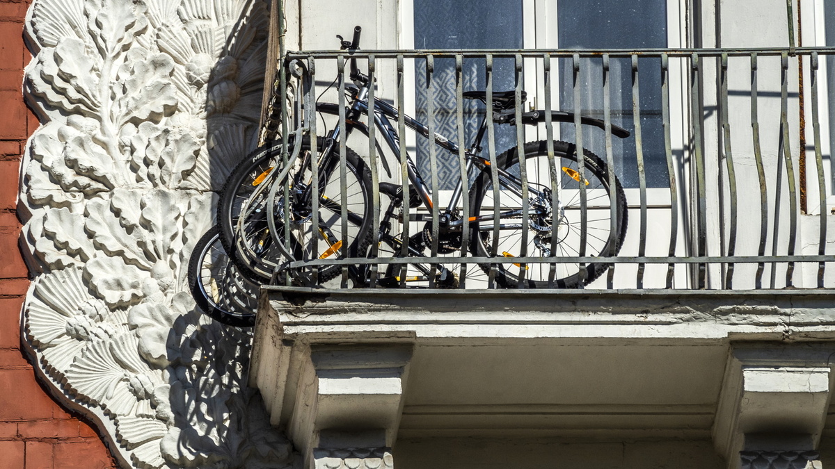 Хранение велосипеда в подъезде — дорогое удовольствие: вот почему