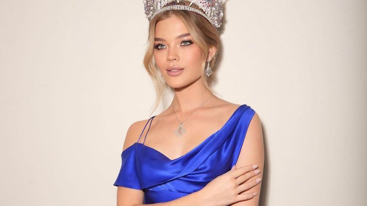 «Нереально красивая упругая грудь»: «Мисс Россия — 2022» похвасталась аппетитными формами