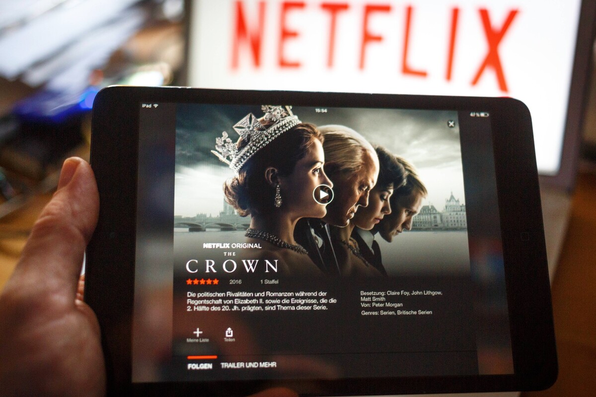 Преступление против «Короны»: Netflix остался без сокровищ