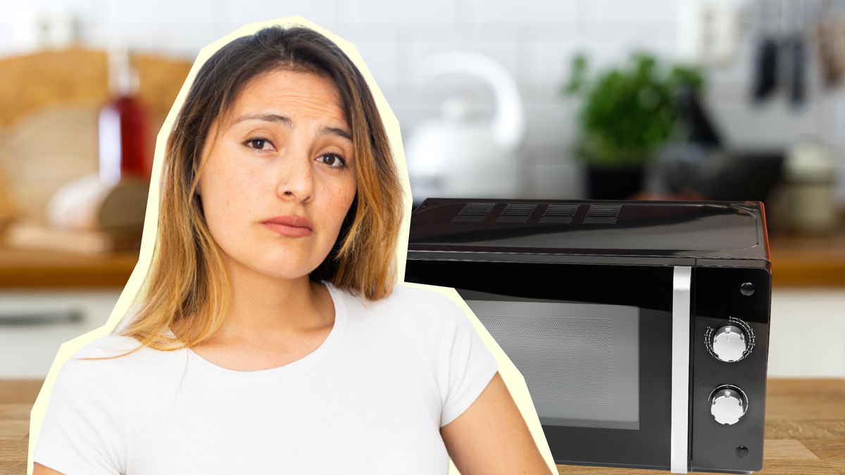 Микроволновка не протянет и года, если допускать эти ошибки ...