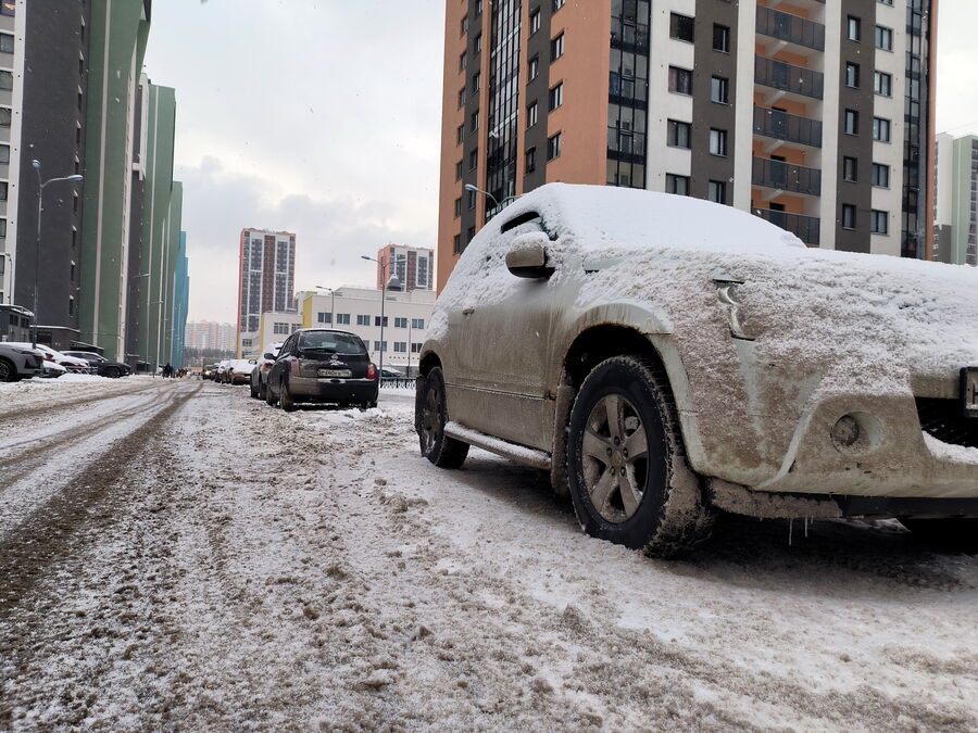 Сугробы уступят место лужам уже с 25 декабря: в заснеженный Петербург врывается оттепель