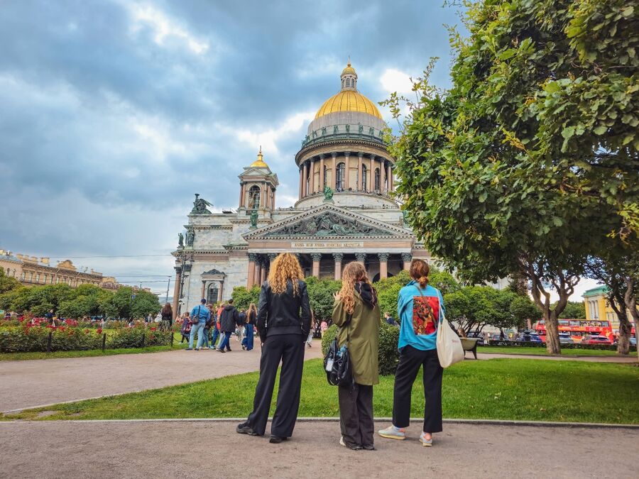 Где разместиться в Санкт-Петербурге туристу: чтобы недорого, комфортно и все рядом