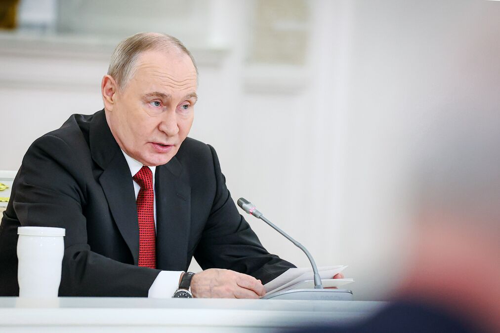 «Никакого болота»: Путин предложил составить сотню худших образовательных организаций
