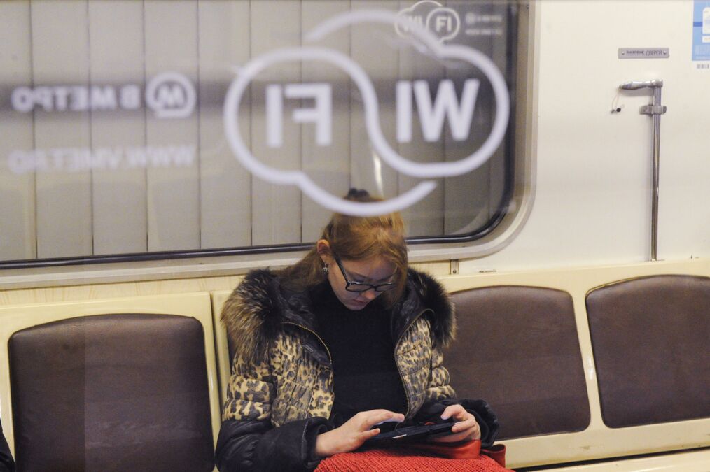 В Петербурге ловят интернет на каждом шагу: как бесплатный Wi-Fi удивляет горожан новыми возможностями