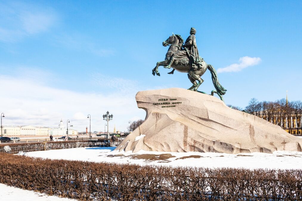 Петр, но не Первый: как появилось название "Санкт-Петербург" и сколько раз переименовывали город
