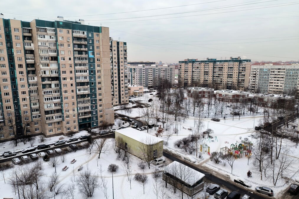 От 45 тысяч до 85: как падение на 8% в Москве и скачок на 5% в Петербурге взвинтят аренду жилья