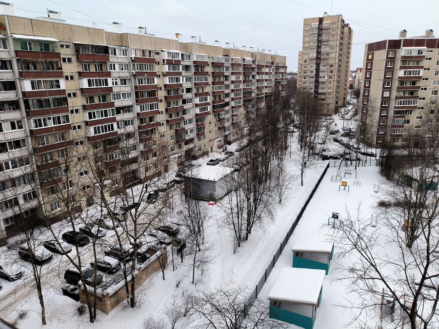 Петербург утопает в снегу: жалобы жителей лавиной