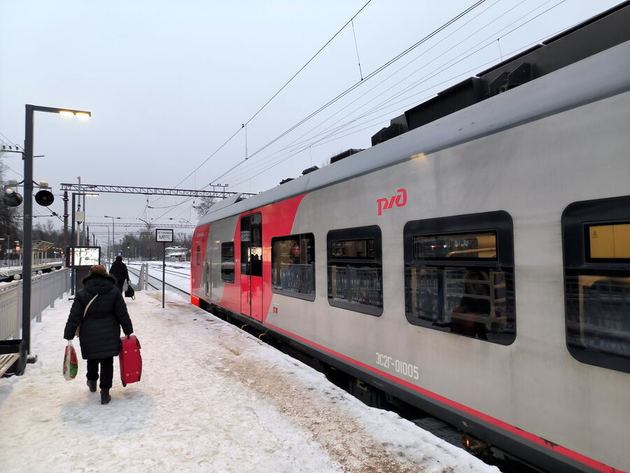 Сошло под Пензой — отозвалось на Неве: поезда в Петербург идут в обход