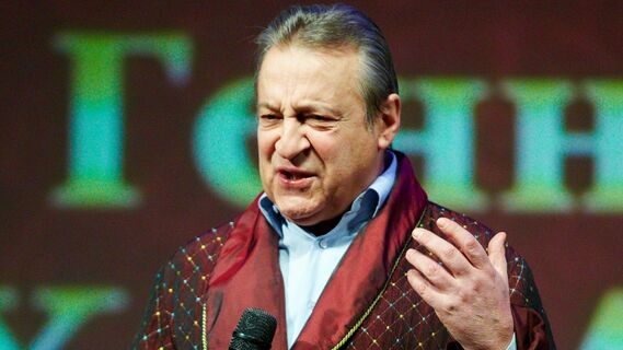 Сельские клубы без туалетов: Хазанов — о звездных неудобствах во время гастролей