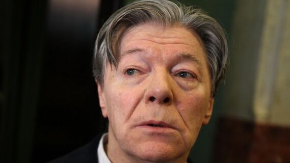 Начал задыхаться: Александра Збруева госпитализировали второй раз за осень