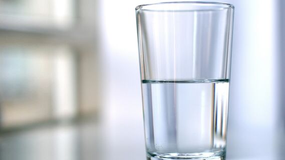 Вода хороша и при лечении заболеваний, и для их профилактики